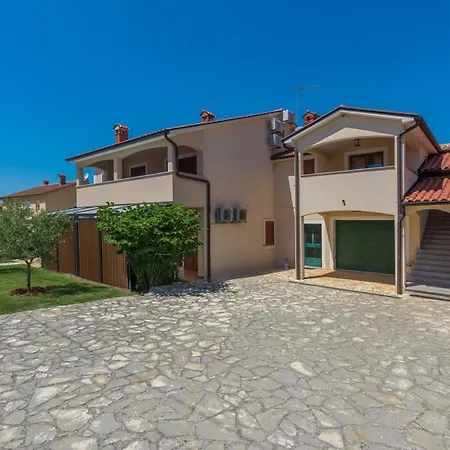 Stanko 3* Vrvari