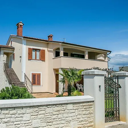 Stanko Gostinjska kuća 3*